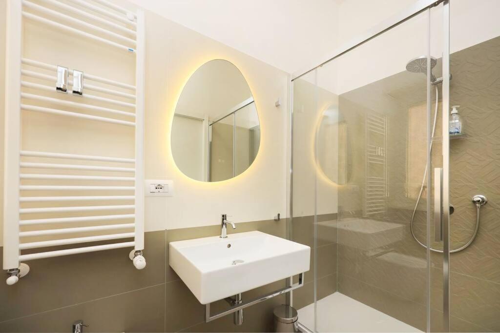 Apartment Basilica San Paolo Nuvola Eur Modern Rom