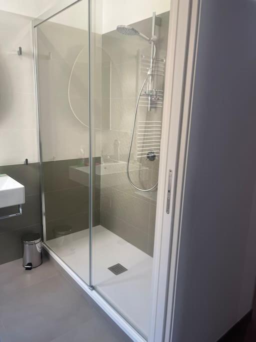 Apartment Basilica San Paolo Nuvola Eur Modern Rom